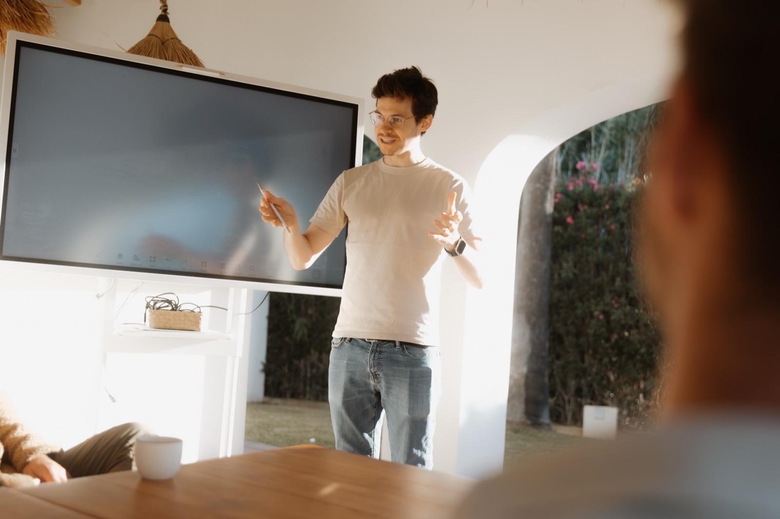 André leading a workshop